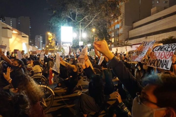 Latinoamericando: Perù e Bolivia in parallelo Latinoamericando: Perù e Bolivia in parallelo