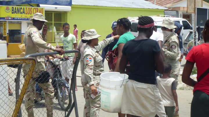 Deportazioni illegali di donne haitiane incinte nella Repubblica&nbsp;Dominicana